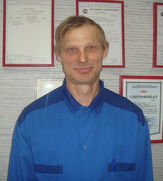 Смекалкин Валерий Александрович, автомеханик, моторист, жестянщик